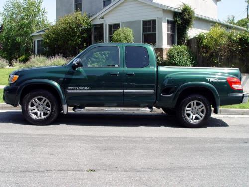 Photo Image Gallery & Touchup Paint: Toyota Tundra in Imperial Jade Mica  (6Q7)  YEARS: 2000-2004