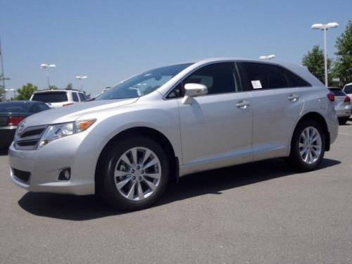 Photo Image Gallery & Touchup Paint: Toyota Venza in Classic Silver Metallic  (1F7)  YEARS: 2009-2013