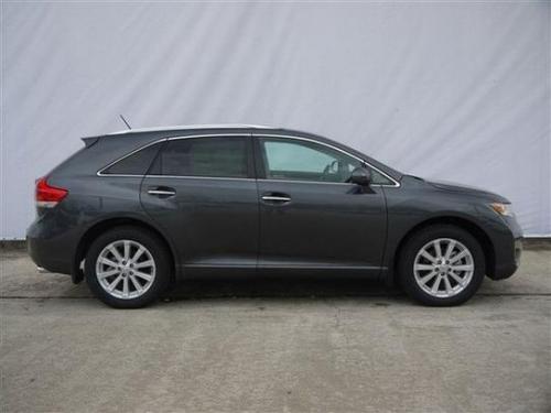Photo Image Gallery & Touchup Paint: Toyota Venza in Magnetic Gray Metallic  (1G3)  YEARS: 2009-2013