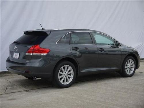 Photo Image Gallery & Touchup Paint: Toyota Venza in Magnetic Gray Metallic  (1G3)  YEARS: 2009-2013