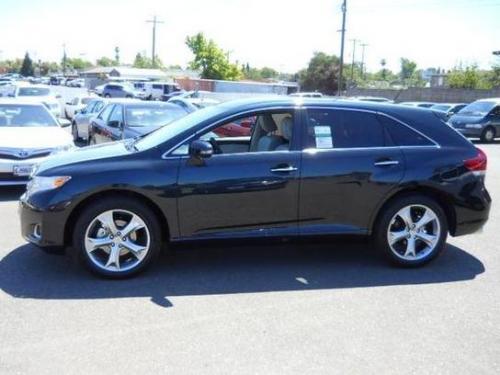 Photo Image Gallery & Touchup Paint: Toyota Venza in Cosmic Gray Mica  (1H2)  YEARS: 2013-2013
