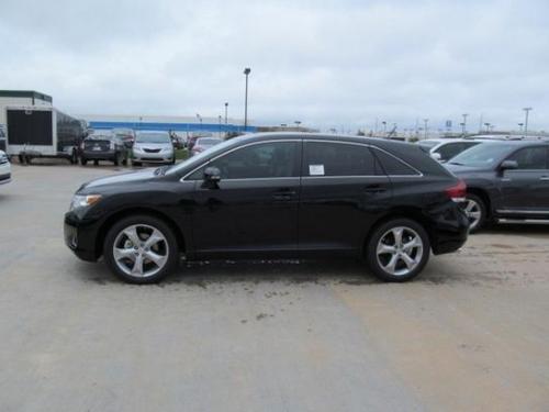 Photo Image Gallery & Touchup Paint: Toyota Venza in Attitude Black Metallic  (218)  YEARS: 2013-2013