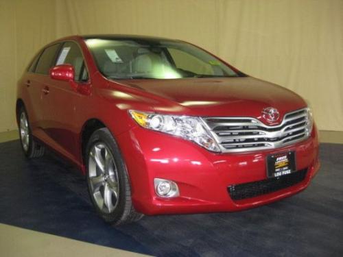 Photo Image Gallery & Touchup Paint: Toyota Venza in Barcelona Red Metallic  (3R3)  YEARS: 2009-2013