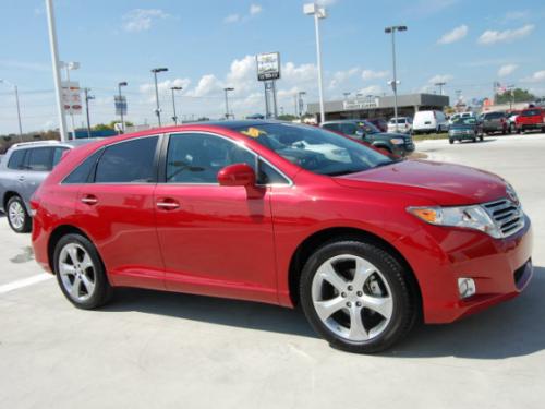 Photo Image Gallery & Touchup Paint: Toyota Venza in Barcelona Red Metallic  (3R3)  YEARS: 2009-2013