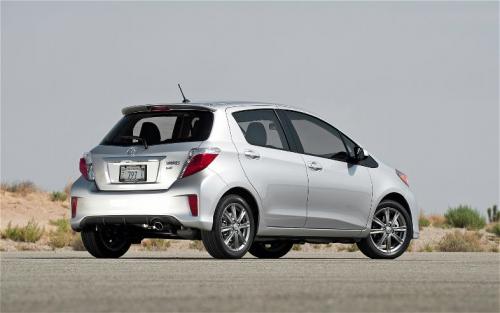 Photo Image Gallery & Touchup Paint: Toyota Yaris in Classic Silver Metallic  (1F7)  YEARS: 2012-2013
