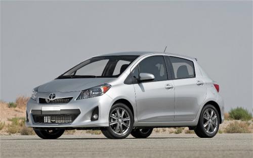 Photo Image Gallery & Touchup Paint: Toyota Yaris in Classic Silver Metallic  (1F7)  YEARS: 2012-2013