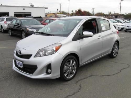 Photo Image Gallery & Touchup Paint: Toyota Yaris in Classic Silver Metallic  (1F7)  YEARS: 2012-2013