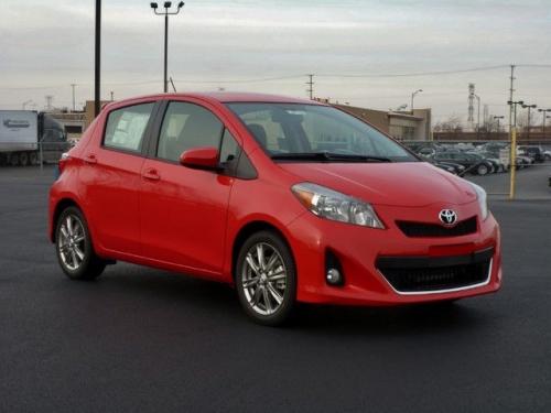 Photo Image Gallery & Touchup Paint: Toyota Yaris in Absolutely Red   (3P0)  YEARS: 2012-2013
