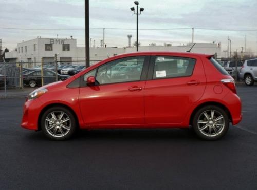 Photo Image Gallery & Touchup Paint: Toyota Yaris in Absolutely Red   (3P0)  YEARS: 2012-2013