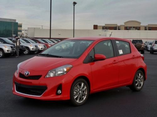 Photo Image Gallery & Touchup Paint: Toyota Yaris in Absolutely Red   (3P0)  YEARS: 2012-2013