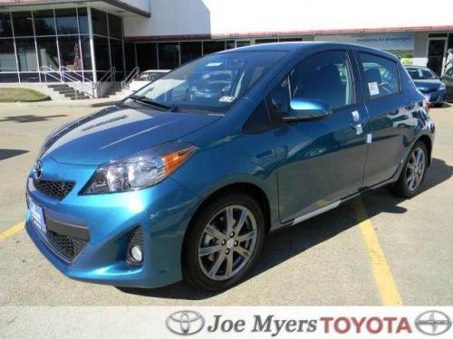 Photo Image Gallery & Touchup Paint: Toyota Yaris in Lagoon Blue Mica  (788)  YEARS: 2012-2013