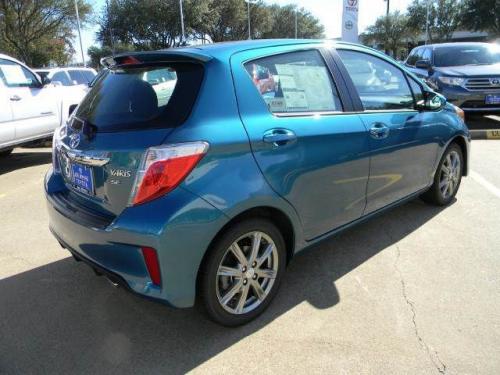 Photo Image Gallery & Touchup Paint: Toyota Yaris in Lagoon Blue Mica  (788)  YEARS: 2012-2013