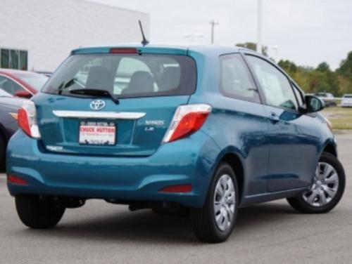 Photo Image Gallery & Touchup Paint: Toyota Yaris in Lagoon Blue Mica  (788)  YEARS: 2012-2013