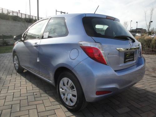 Photo Image Gallery & Touchup Paint: Toyota Yaris in Wave Line Pearl  (8S7)  YEARS: 2012-2013